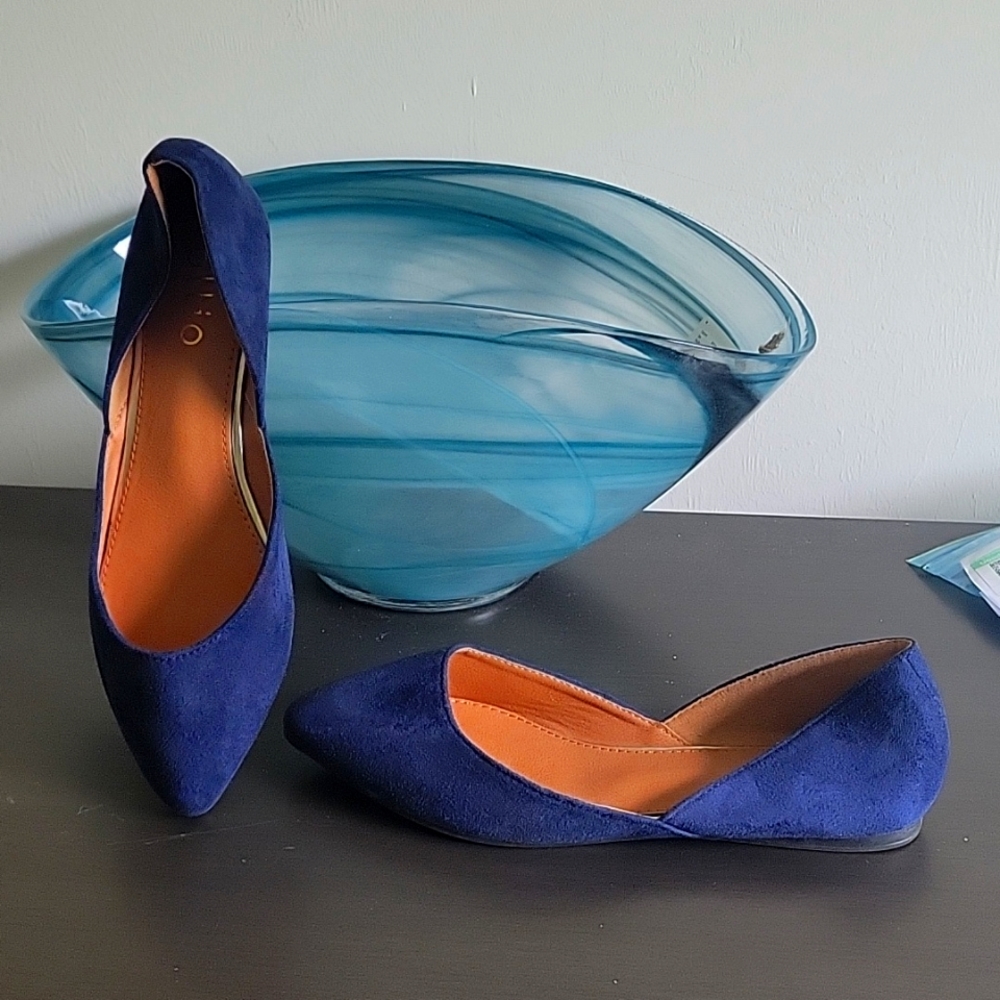 Ollio Faux Suede Blue Pointed Toe Ballet Flats Shoes Size 6M